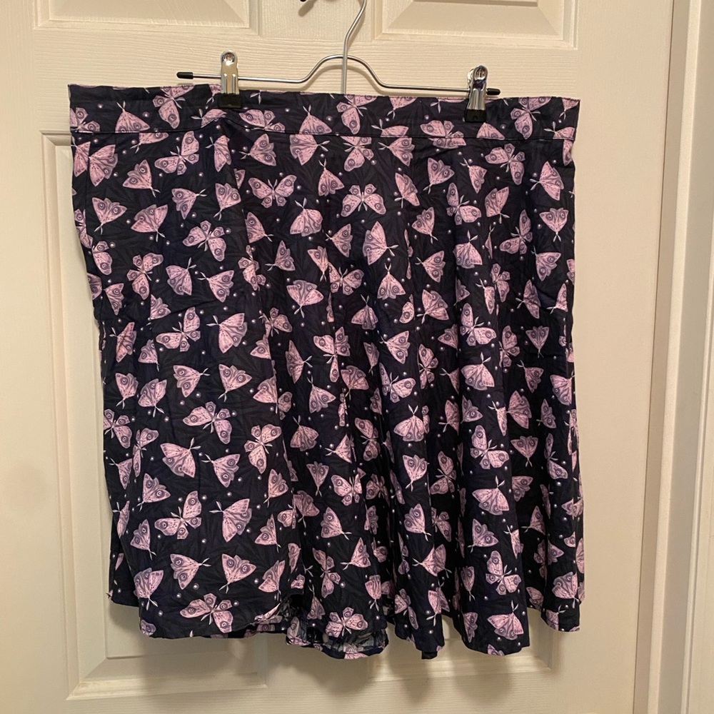 EUC Retrolicious 2X Pink/Purple Moth Skater Skirt